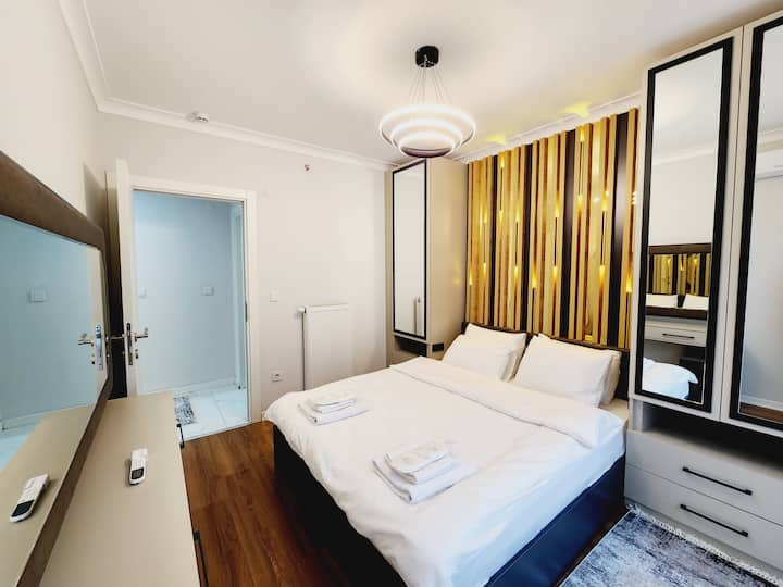 Şişli High Floor Lux Concept 2+1 Apartments for Rent in Kâğıthane