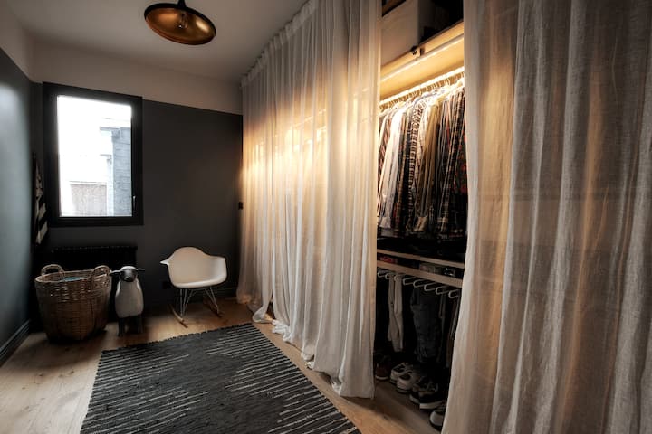 Garderoba i mogućnost spavaće sobe za krevet 90 x 190