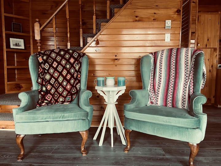 มีใครอยากดื่มกาแฟไหม?