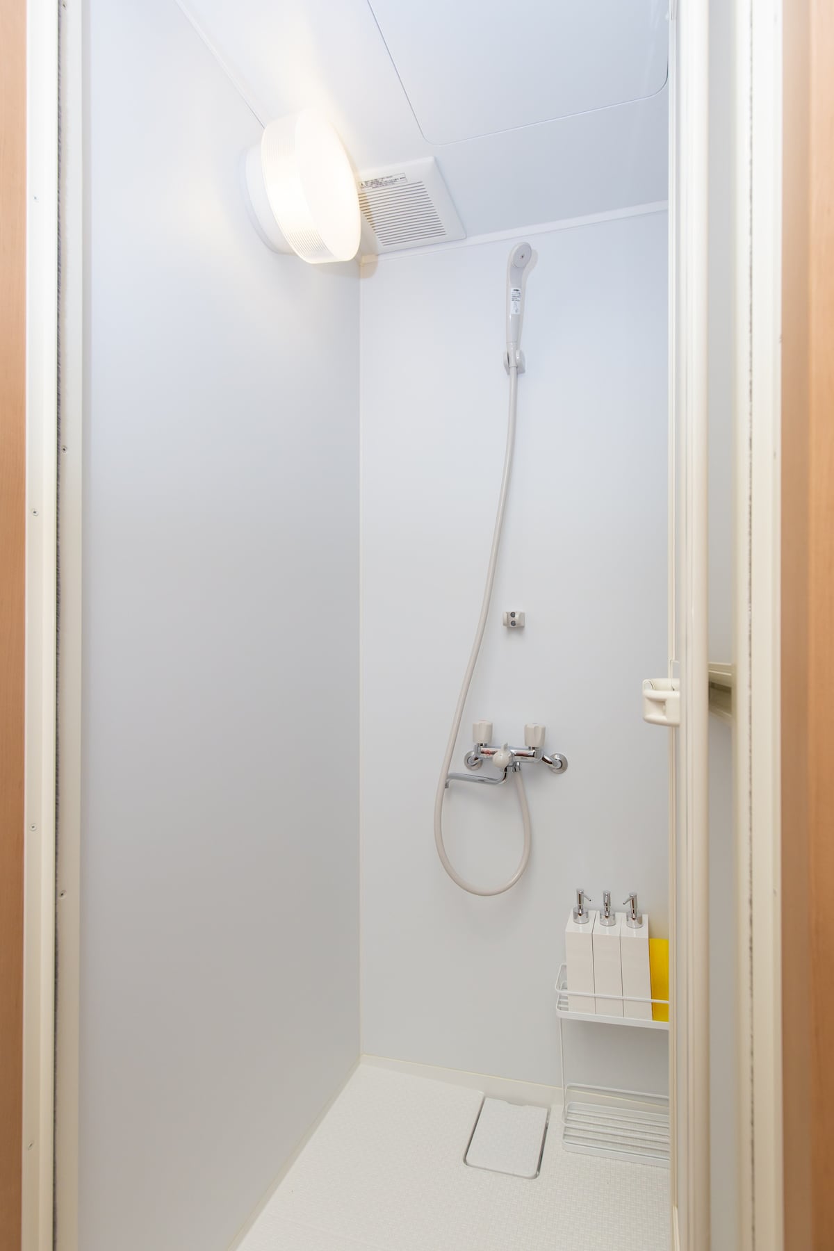 池袋〜初夏の風 Karasawa Hotel】池袋の隠れ家ホテル！テレワークにも☆無料Wi-Fi☆ - 借りられるアパート - 豊島区、東京都、日本  - Airbnb