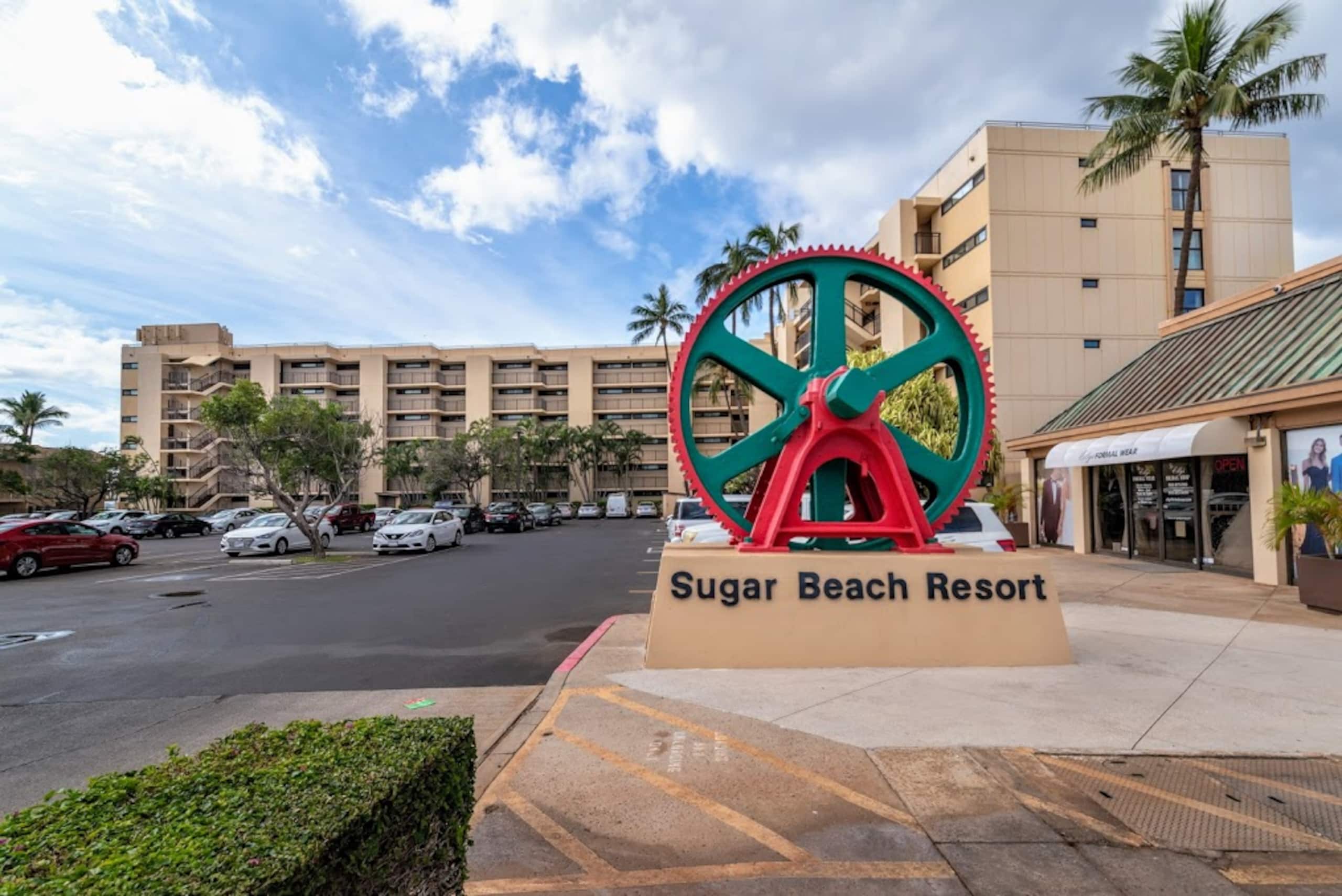 Condo in Kihei · ★4.84 · 1 bedroom · 2 beds · 1 private bath - Image 12
