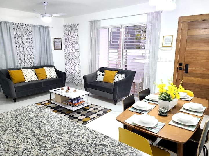 Cozy 3 Bedroom Home Near The Beach & Restaurants - La Estrella