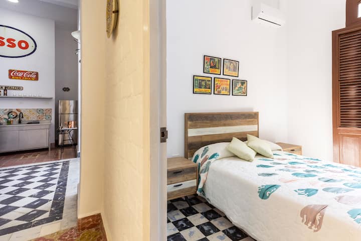 חדר #1 // חדר #1.