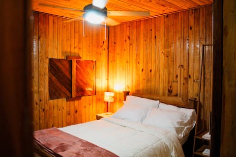 Entire 4 bedroom cabin / Highlands / Chiriquí