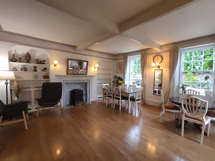 Dial House B&b - Spacious Twin Room W/ Ensuite - Downham Market