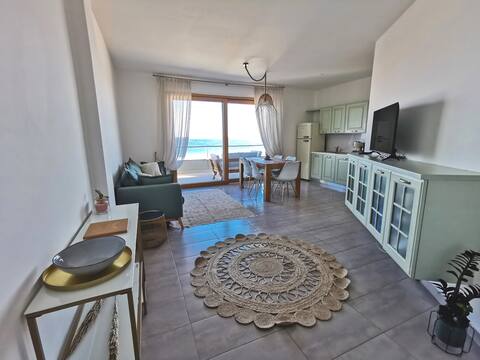 Sundinia Home, sea view.