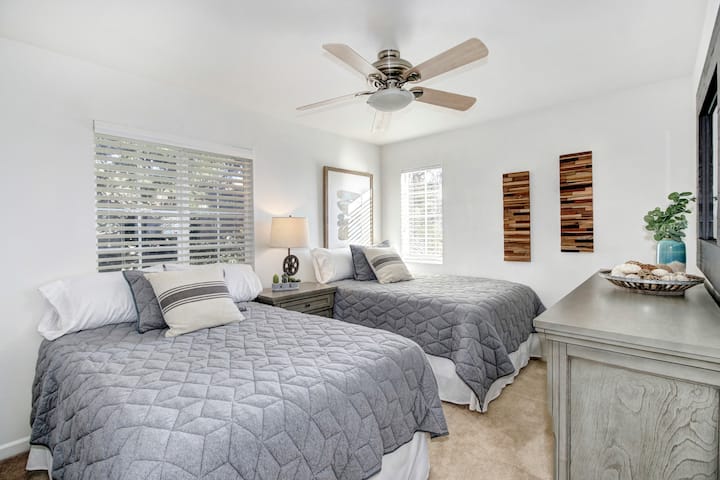 Vitanda 2 vya ukubwa kamili ghorofa ya 2