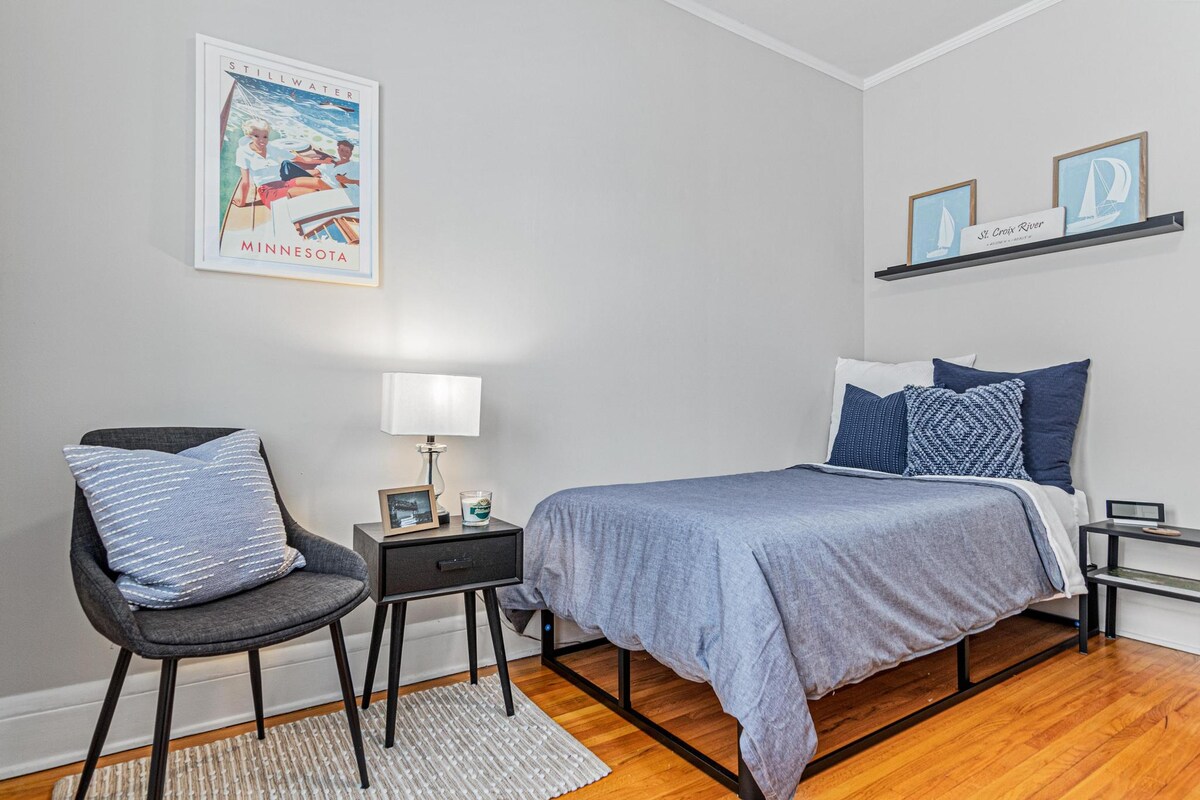 საძინებელი 1