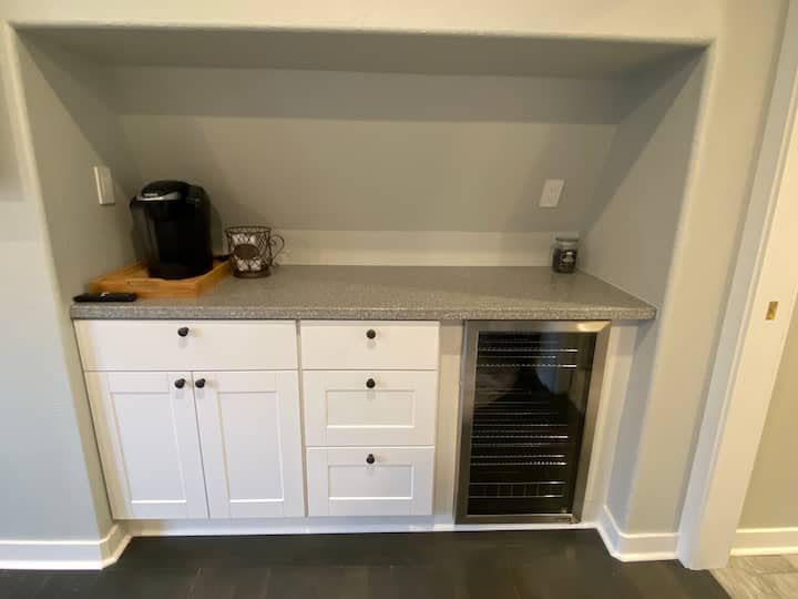 Newly Renovated Loft On Quaint Pacific Terrace - Klamath Falls, OR