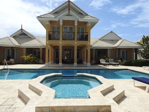 "Atlantique" is a seaside space to be remembered!
