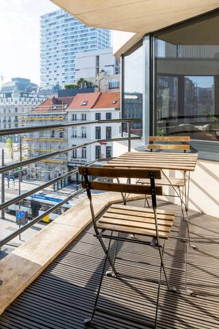 The spacious zen loft – great view – unique space gallery image 3