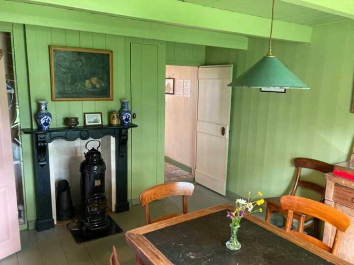 Experience 1876 Daglonershuisje