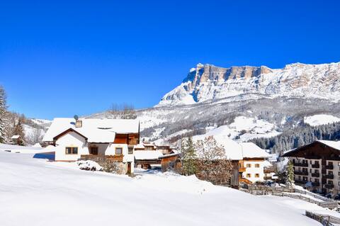 Fistill Holiday Homes - Chalet Fisti