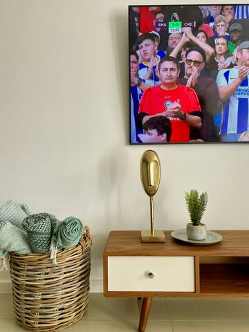 Modern Big Bay Apartment near Beach & Restaurants gallery image 3