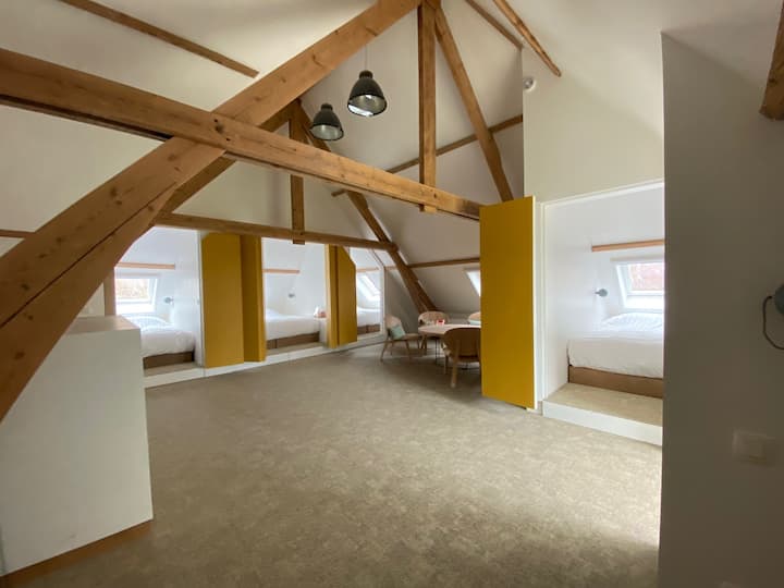 fenêtres avec ventilation, moustiquaire et coupure de courant