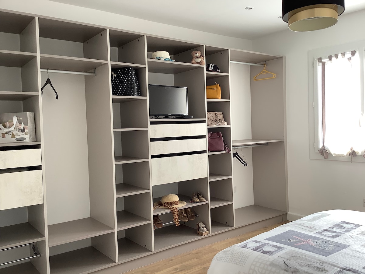 1号房间有大更衣室