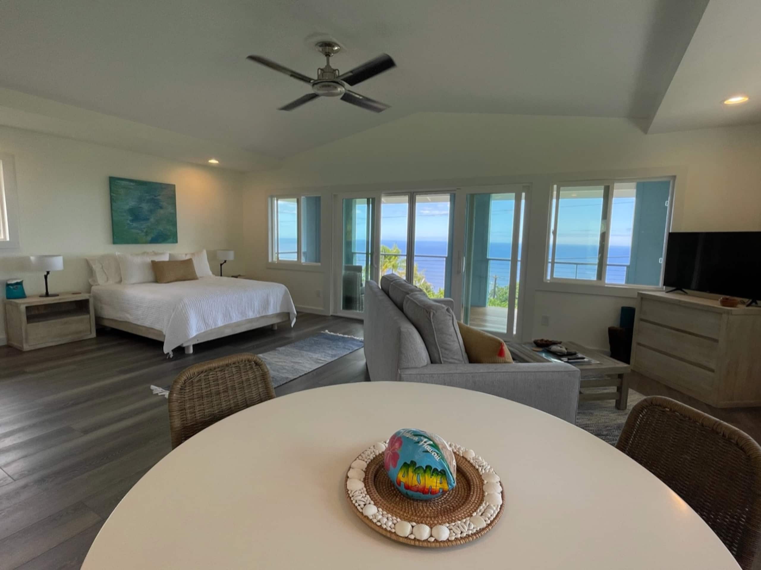 Hawaiian Bungalow with stunning ocean views - Photo 10