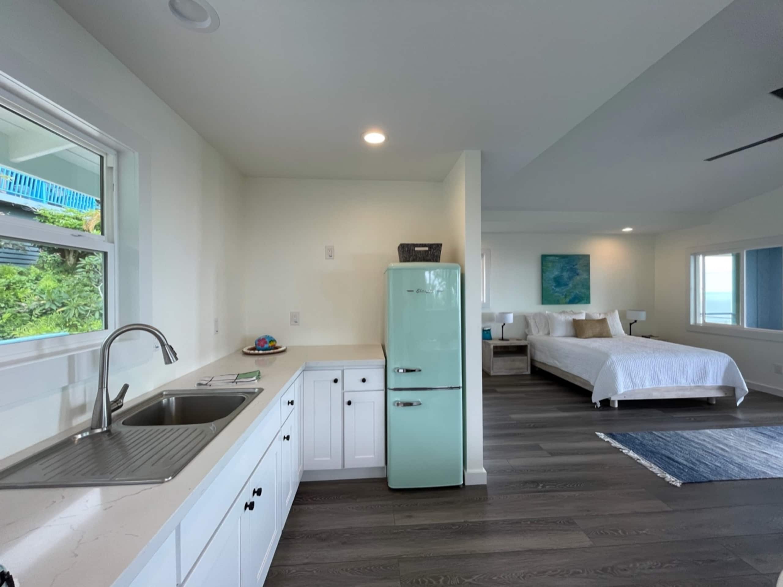 Hawaiian Bungalow with stunning ocean views - Photo 11