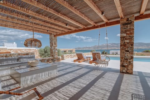 Top performing Airbnb: Sorokos Villa (Panagia Antiparos) in Δήμος Αντιπάρου