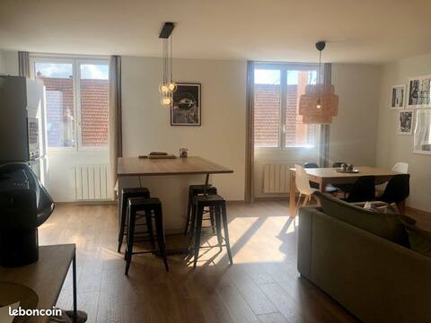 Spacious and quiet, beautiful apartment with terrace