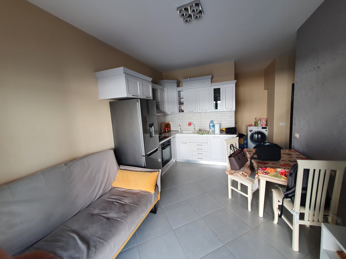 Listing 556462812700378921