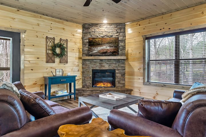 Საოჯახო /სასტუმრო ოთახი