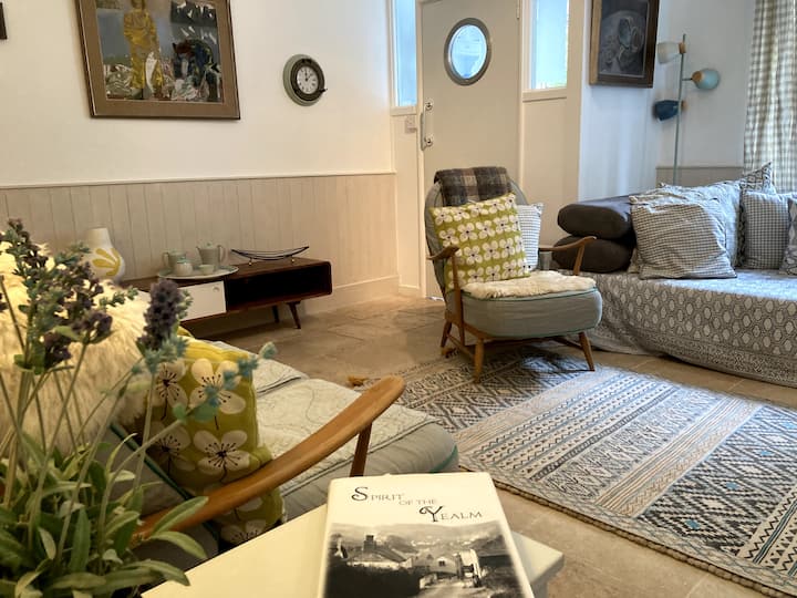Beautiful 2 Bed Cottage Overlooking The River - Noss Mayo