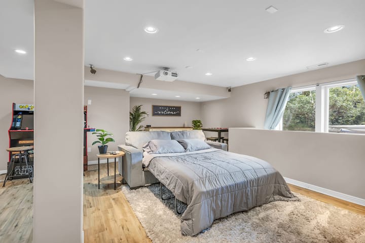 Spacious 1 Bedroom Mountainside Retreat. - Sandy, UT
