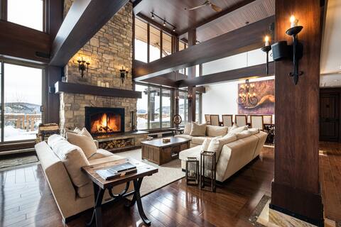 Penthouse, 9 bdr ski in/out, steps to Village