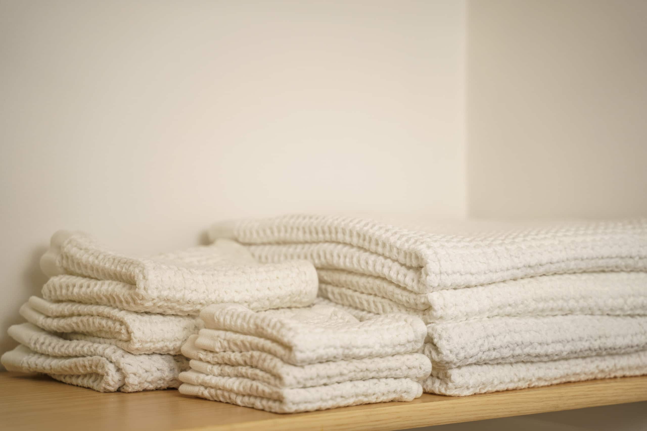 Lush 1-bedroom suite with free garage parking - Image 20