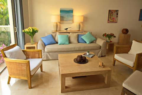 Top Airbnb: Newly renovated apartment in the Historic district in San Diego