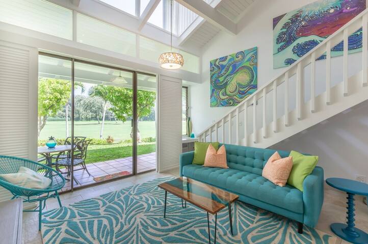 Turtle Bay 2BR + Loft (Renovated Townhouse) gallery image 2