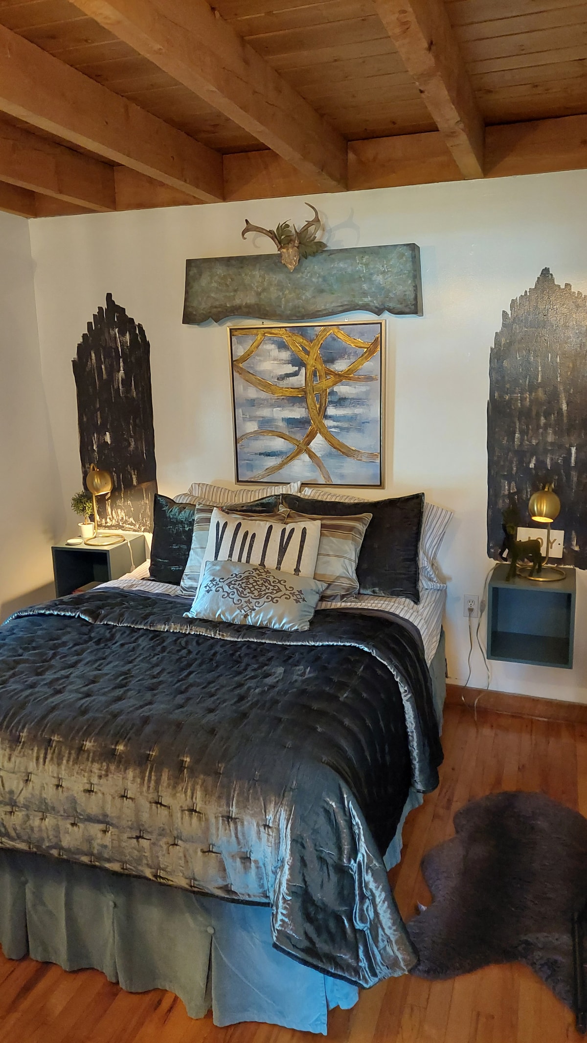 Fit for a queen or hope you feel like one!  