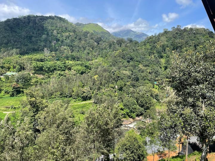 Munnar Amazing  Luxury Property With Pool - Munnar