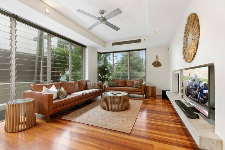 Sanctuary @ Sunshine Beach: Tranquil Private Pool gallery image 3