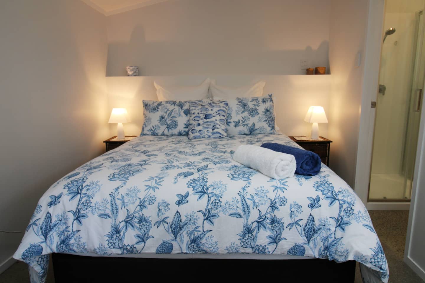 The Happy Seagull: Bright & Breezy B&b By The Sea. 2