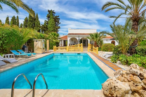 Villa La Font with pool and bbq