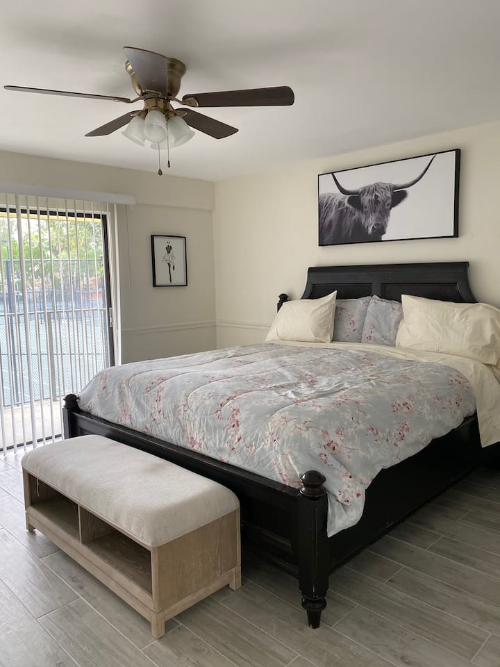 Cheerful 2/2 Townhouse In Deerfield Close To
Boca