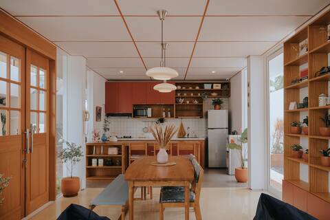 MONTRII HOUSE - AINO Building