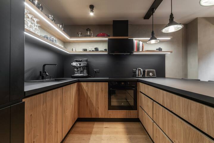 Трёхэтажная квартира с характером. И террасой. gallery image 2