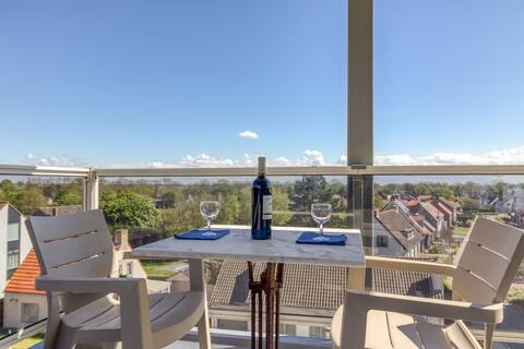 Cobra Land Fresh light apartment on the boulevard