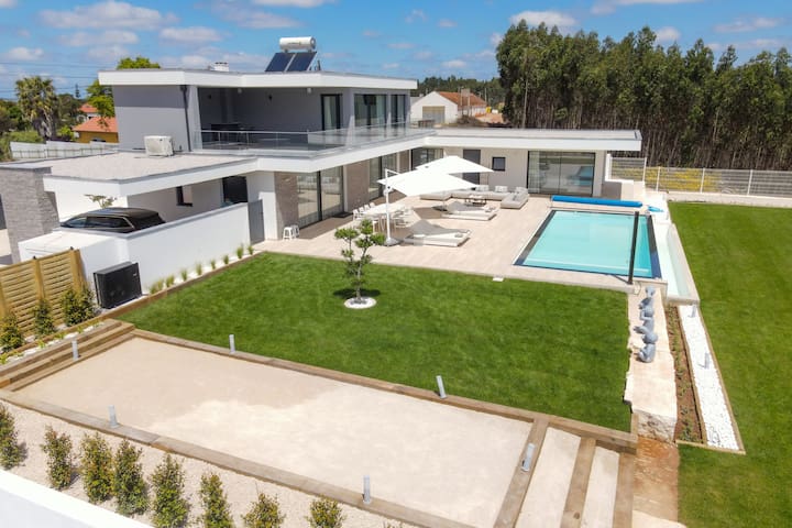 LUXUEUZE VILLA MET VERWARMD ZWEMBAD, PETANQUE