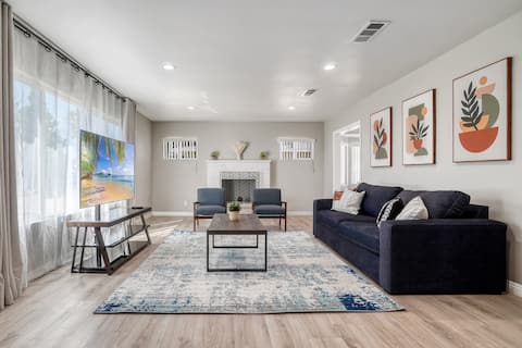 Newly Remodeled 2B/2.5BA Home 30 min from LAX