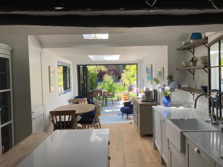 HenleyonThames Holiday Rentals & Homes England, United Kingdom Airbnb