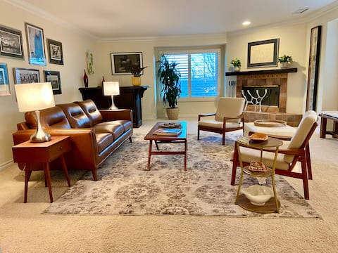 Top performing Airbnb: Serene pool home with outdoor fireplace in Fallbrook