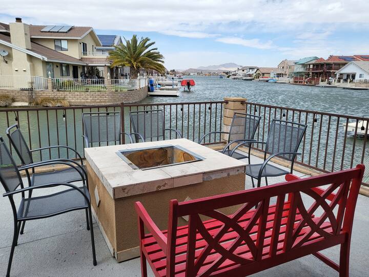 Spring Valley Lake Vacation Rentals & Homes California, United States