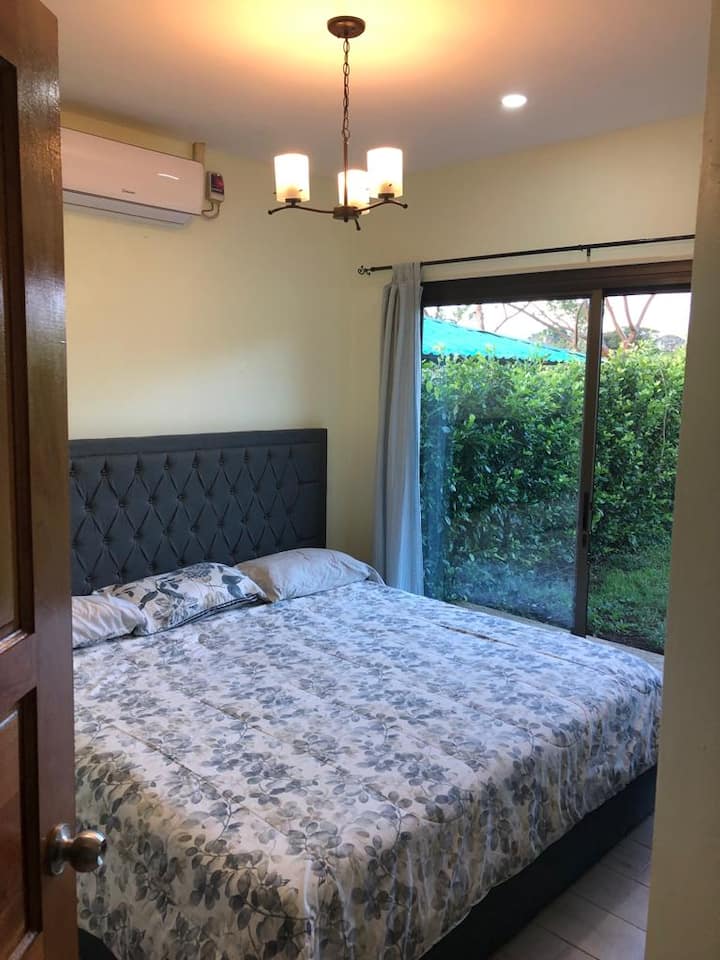 Cama en el dormitorio principal