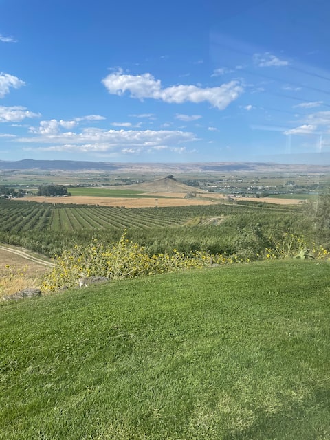 Sunny Slope Wine Country House