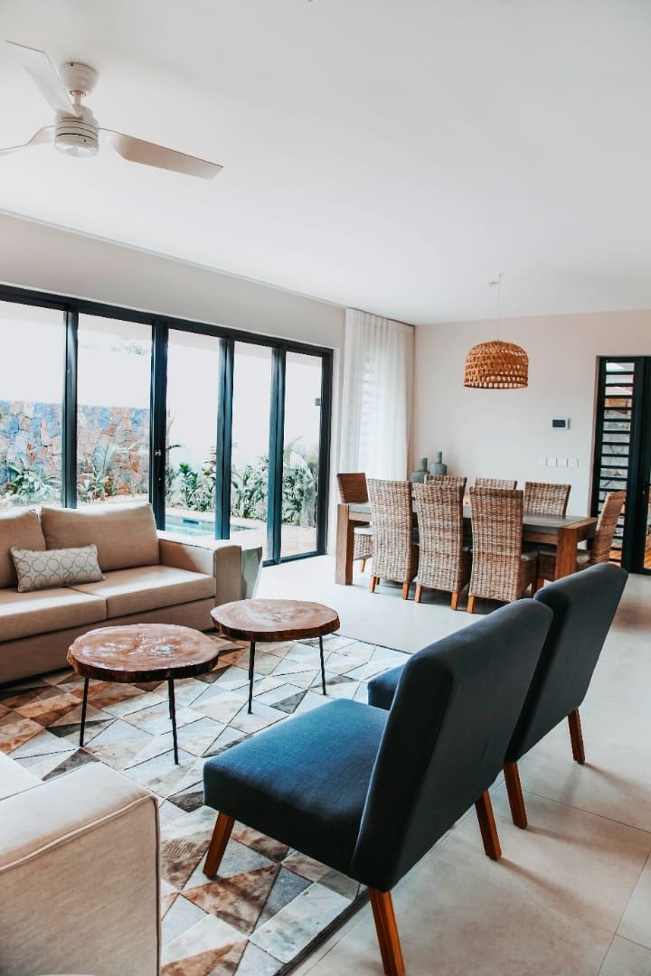 Luxury Villa w/ Pool, Security and Full Amenities Villas for Rent in