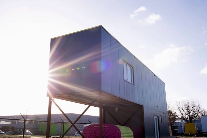 Cute and modern TinyHome (6pers) gallery image 3